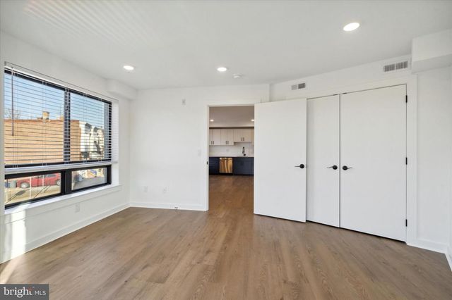 1951 POINT BREEZE AVE, Philadelphia, PA 19145