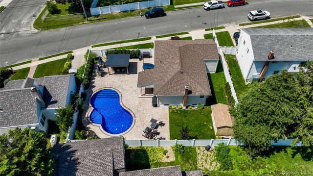 241 Houston Street, Lindenhurst, NY 11757