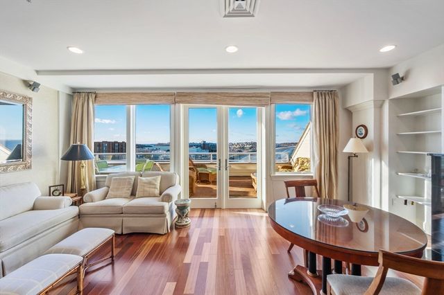 1 Longbeach Ave 202, Hull, MA 02045