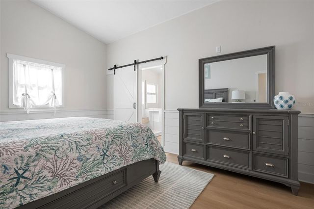 401 28TH STREET, Holmes Beach, FL 34217