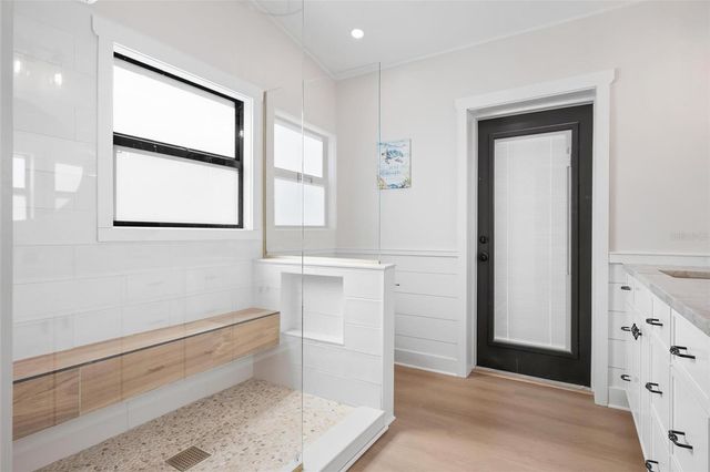 401 28TH STREET, Holmes Beach, FL 34217