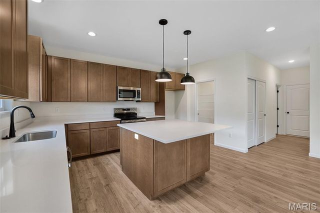 276 Osprey Court, Lake St Louis, MO 63367