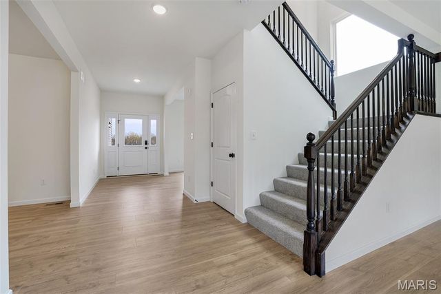 276 Osprey Court, Lake St Louis, MO 63367