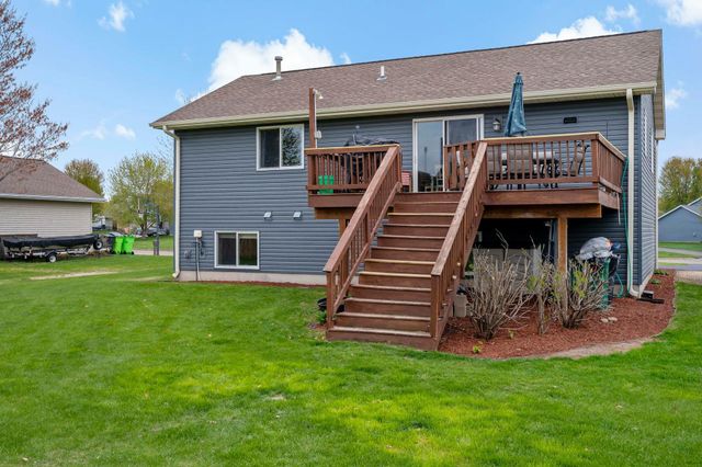 1327 Mallard Lane, New Richmond, WI 54017