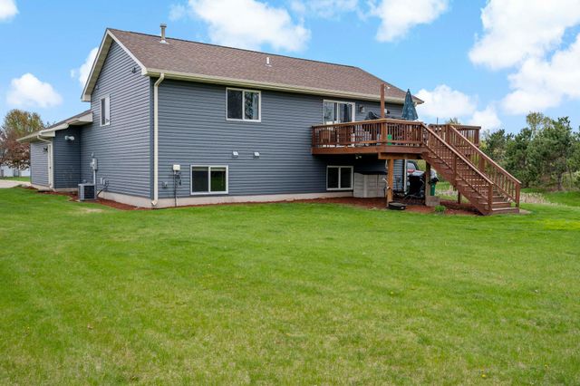 1327 Mallard Lane, New Richmond, WI 54017