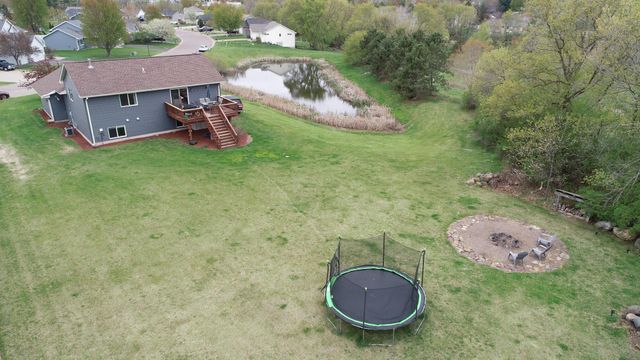 1327 Mallard Lane, New Richmond, WI 54017
