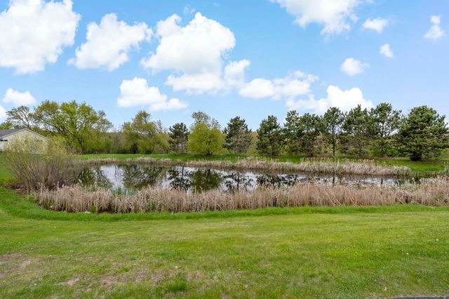 1327 Mallard Lane, New Richmond, WI 54017