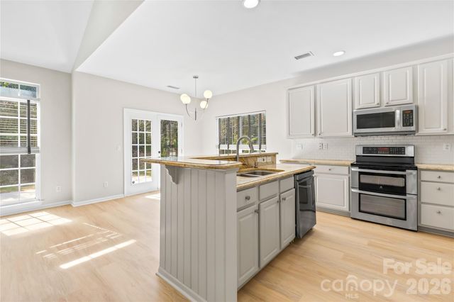 20307 Southshore Drive, Cornelius, NC 28031