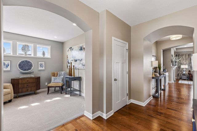 1372 Pleasant Lake Drive, Woodbury, MN 55129