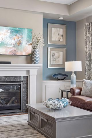 1372 Pleasant Lake Drive, Woodbury, MN 55129