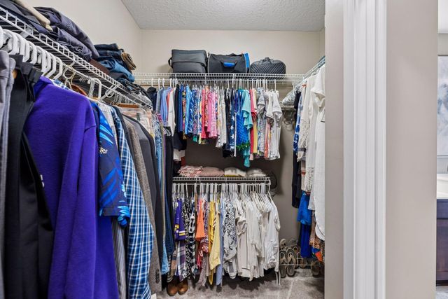 1372 Pleasant Lake Drive, Woodbury, MN 55129