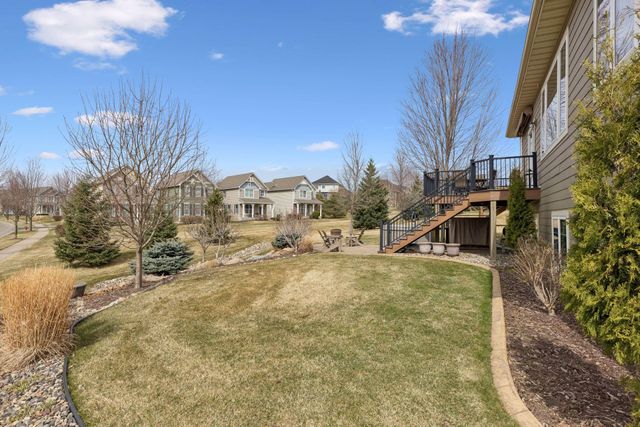 1372 Pleasant Lake Drive, Woodbury, MN 55129