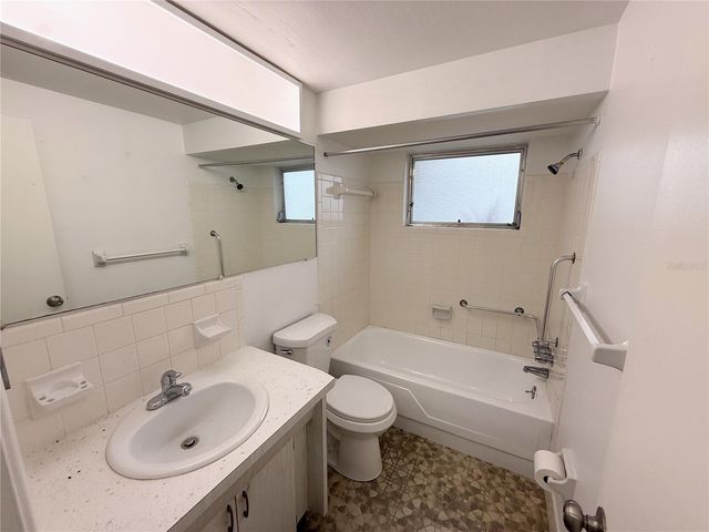 5027 MANOR DRIVE, New Port Richey, FL 34652