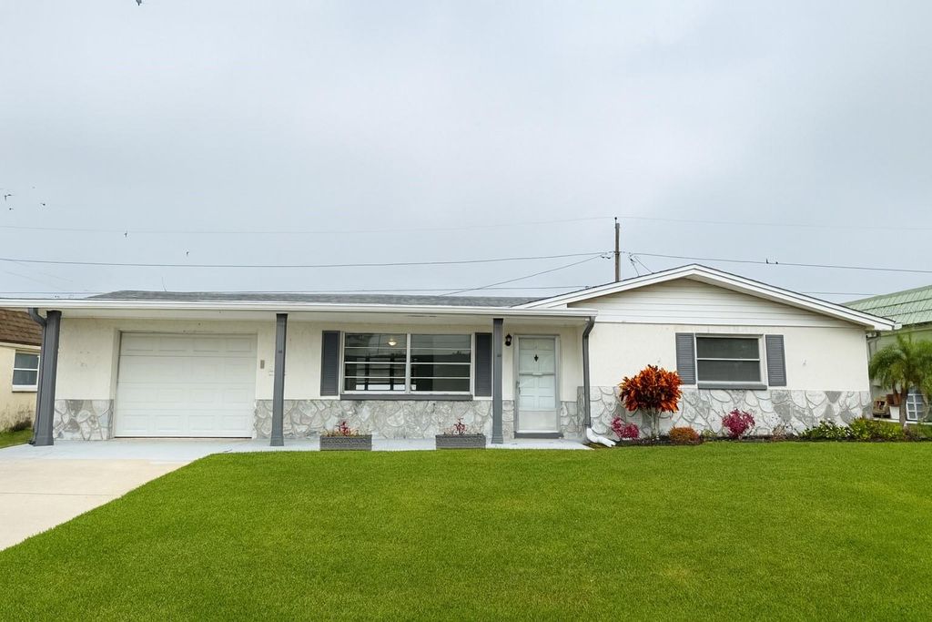 5027 MANOR DRIVE, New Port Richey, FL 34652