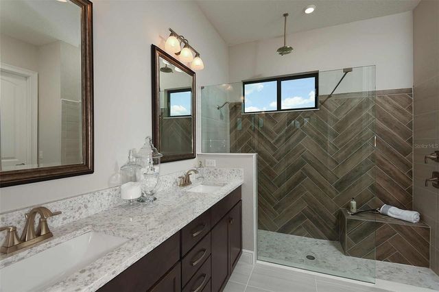 8283 NITTANY ROAD, Weeki Wachee, FL 34613