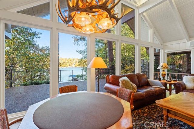 27772 Hamiltair Drive, Lake Arrowhead, CA 92352