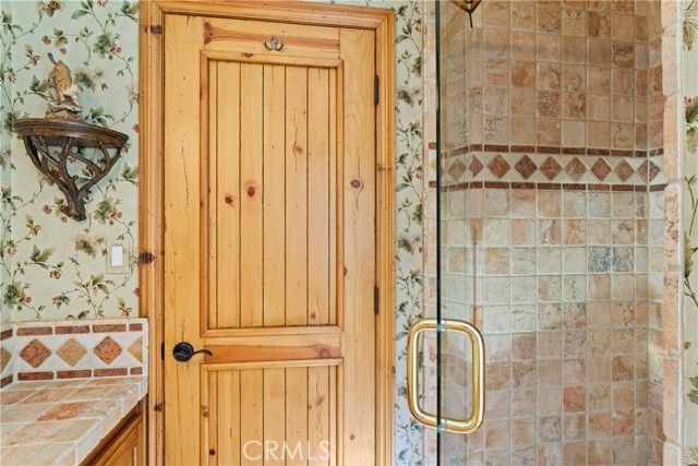 27772 Hamiltair Drive, Lake Arrowhead, CA 92352