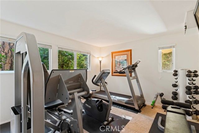 27772 Hamiltair Drive, Lake Arrowhead, CA 92352