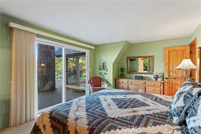 27772 Hamiltair Drive, Lake Arrowhead, CA 92352