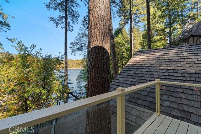 27772 Hamiltair Drive, Lake Arrowhead, CA 92352