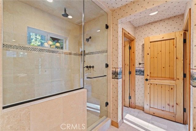 27772 Hamiltair Drive, Lake Arrowhead, CA 92352