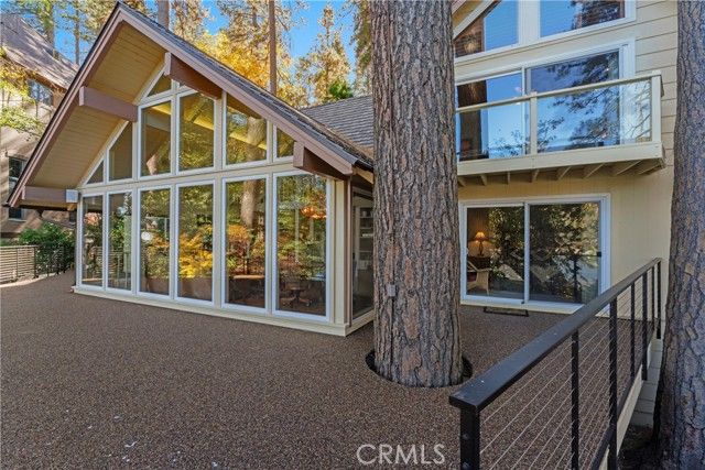27772 Hamiltair Drive, Lake Arrowhead, CA 92352