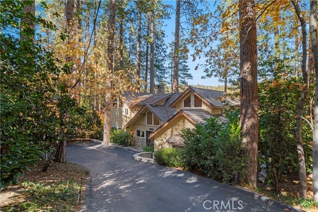 27772 Hamiltair Drive, Lake Arrowhead, CA 92352