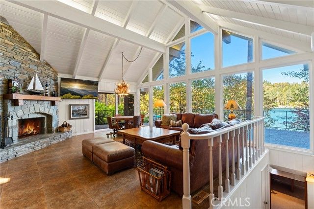 27772 Hamiltair Drive, Lake Arrowhead, CA 92352