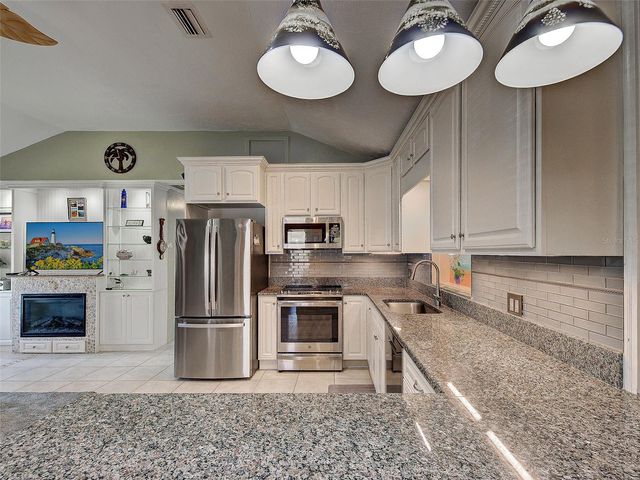 4527 103RD STREET W, Bradenton, FL 34210