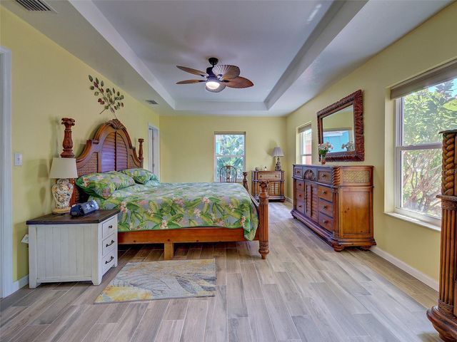4527 103RD STREET W, Bradenton, FL 34210