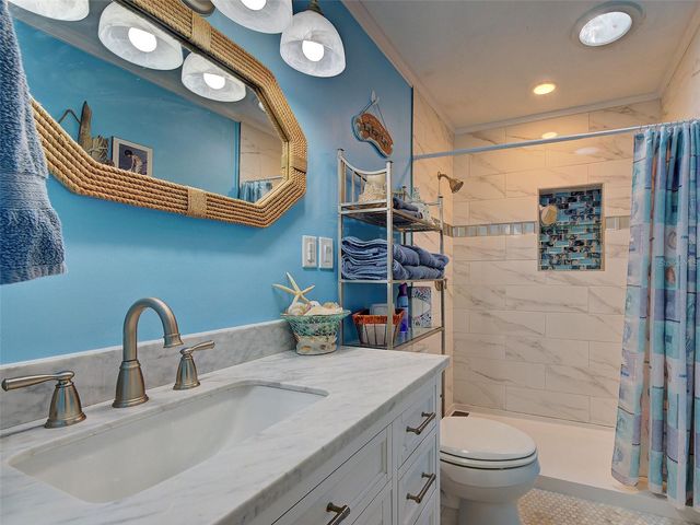 4527 103RD STREET W, Bradenton, FL 34210