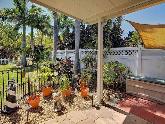 4527 103RD STREET W, Bradenton, FL 34210