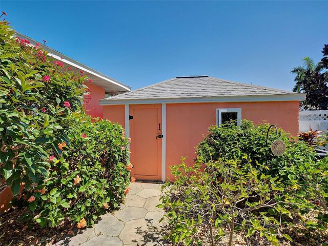 4527 103RD STREET W, Bradenton, FL 34210