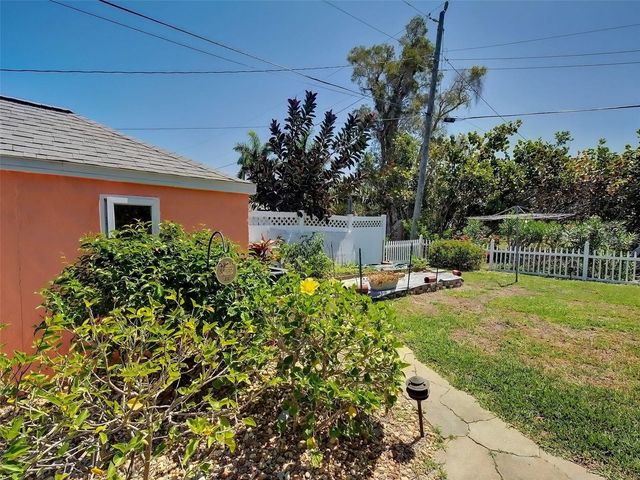 4527 103RD STREET W, Bradenton, FL 34210