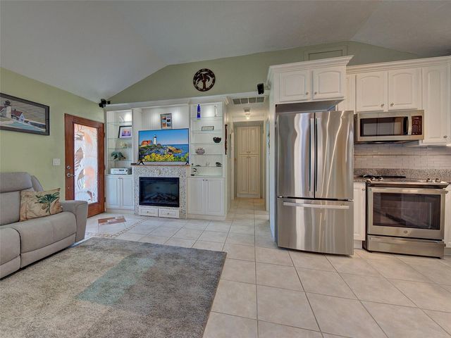 4527 103RD STREET W, Bradenton, FL 34210