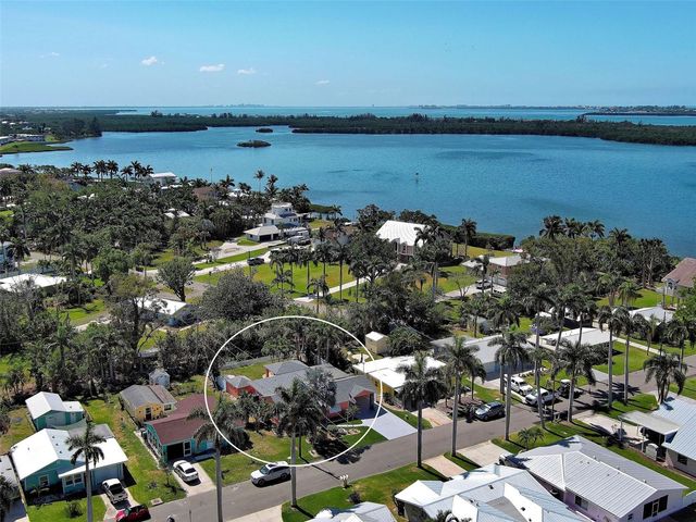 4527 103RD STREET W, Bradenton, FL 34210