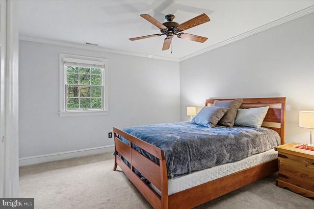 33 HIBISCUS CT, Doylestown, PA 18901