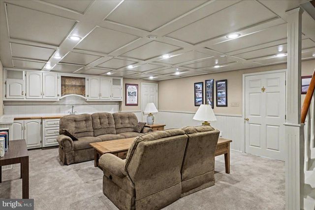 33 HIBISCUS CT, Doylestown, PA 18901