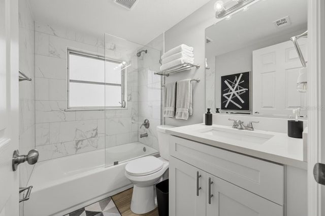 7151 PINEWOOD DRIVE, New Port Richey, FL 34652