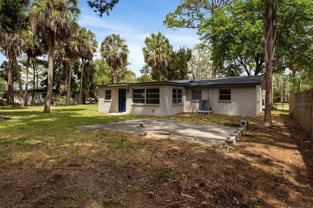 7151 PINEWOOD DRIVE, New Port Richey, FL 34652