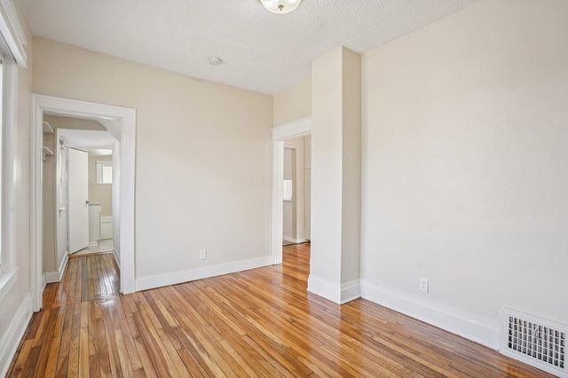 1302 Forest Street, Saint Paul, MN 55106