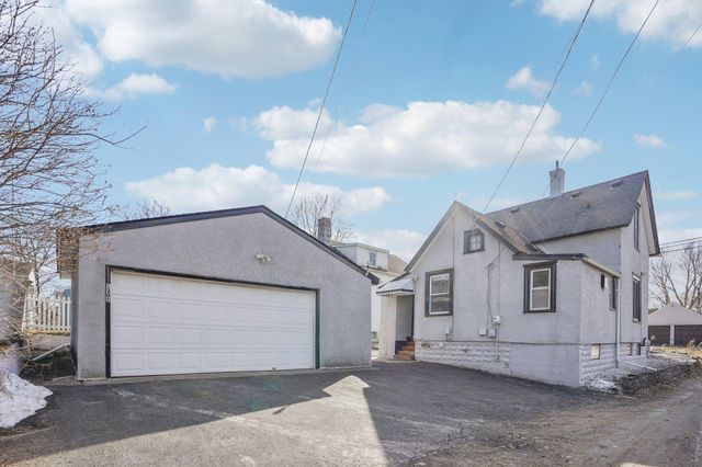 1302 Forest Street, Saint Paul, MN 55106