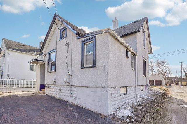 1302 Forest Street, Saint Paul, MN 55106