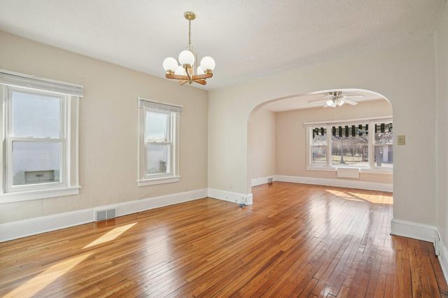 1302 Forest Street, Saint Paul, MN 55106