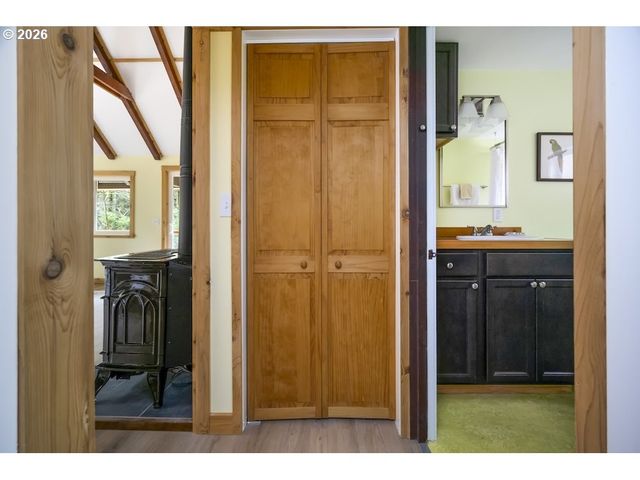 121 PACIFIC Rd, Stevenson, WA 98648