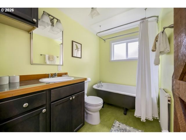 121 PACIFIC Rd, Stevenson, WA 98648