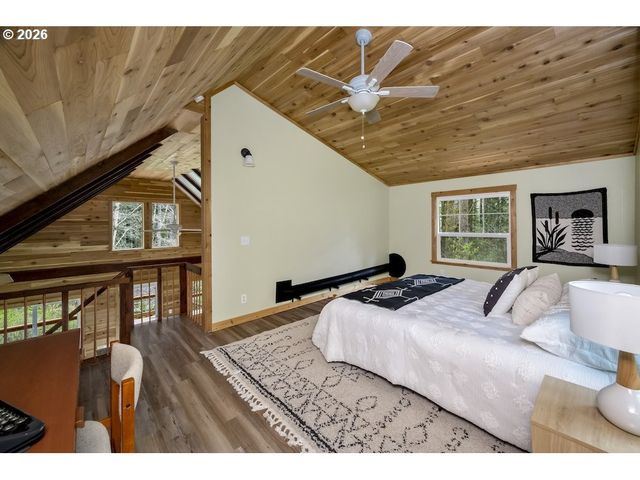 121 PACIFIC Rd, Stevenson, WA 98648