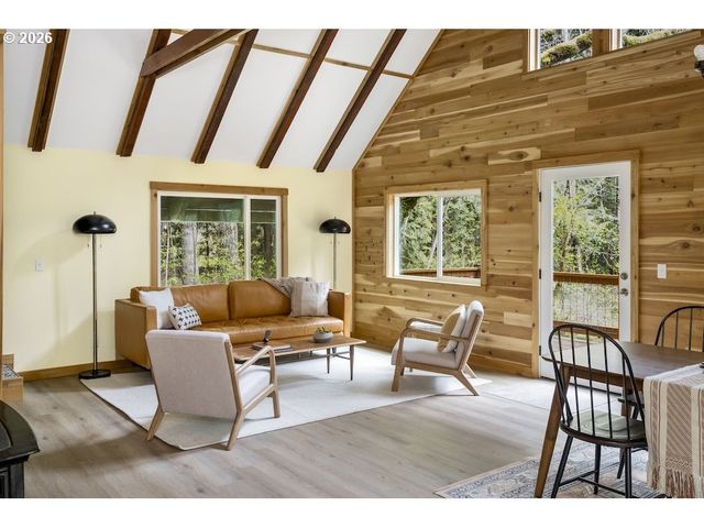 121 PACIFIC Rd, Stevenson, WA 98648