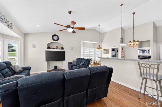 4425 Millcroft Drive, St Charles, MO 63304