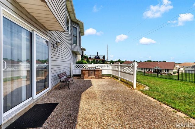 4425 Millcroft Drive, St Charles, MO 63304